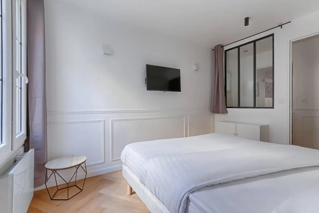Mykeypers - Stylish & Luxury Duplex 2Br-8P - Le Marais Daire Paris 0*,  Fransa